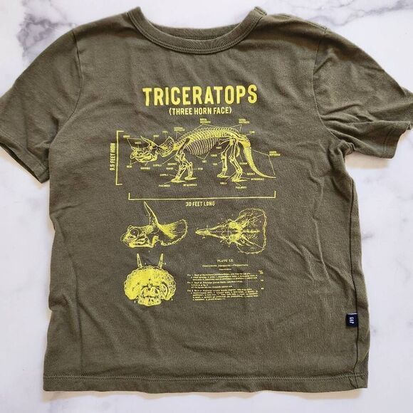 Gap boys 6-7 year army green triceratops dinosaur short sleeve t-shirt - Picture 1 of 4